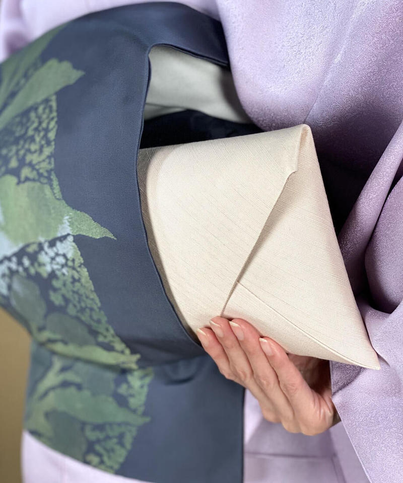 数寄屋袋 クラッチバッグ 刺繍 高麗納戸色 紅衣オリジナル 木下着物研究所 数寄屋袋 クラッチバッグ 刺繍 高麗納戸色 紅衣オリジナル 木下着物研究所