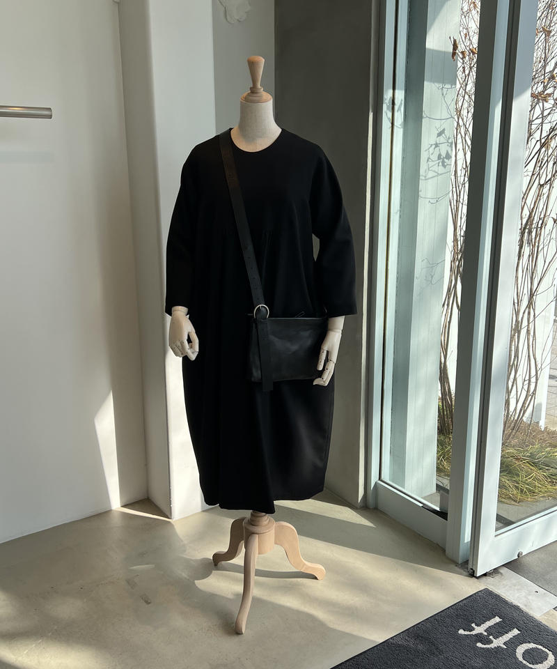 再入荷 黒ギャバワンピース High Quality Gabardine No 413