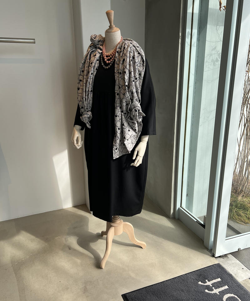 再入荷 黒ギャバワンピース High Quality Gabardine No 413