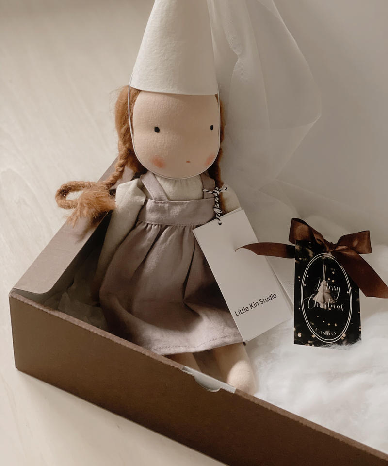Little Kin Studio - Medium doll (ミディアム) | U andel