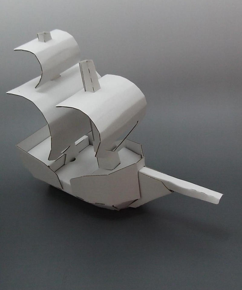 親子で楽しめる段ボールで出来た海賊船 Uisin Design Homecenter