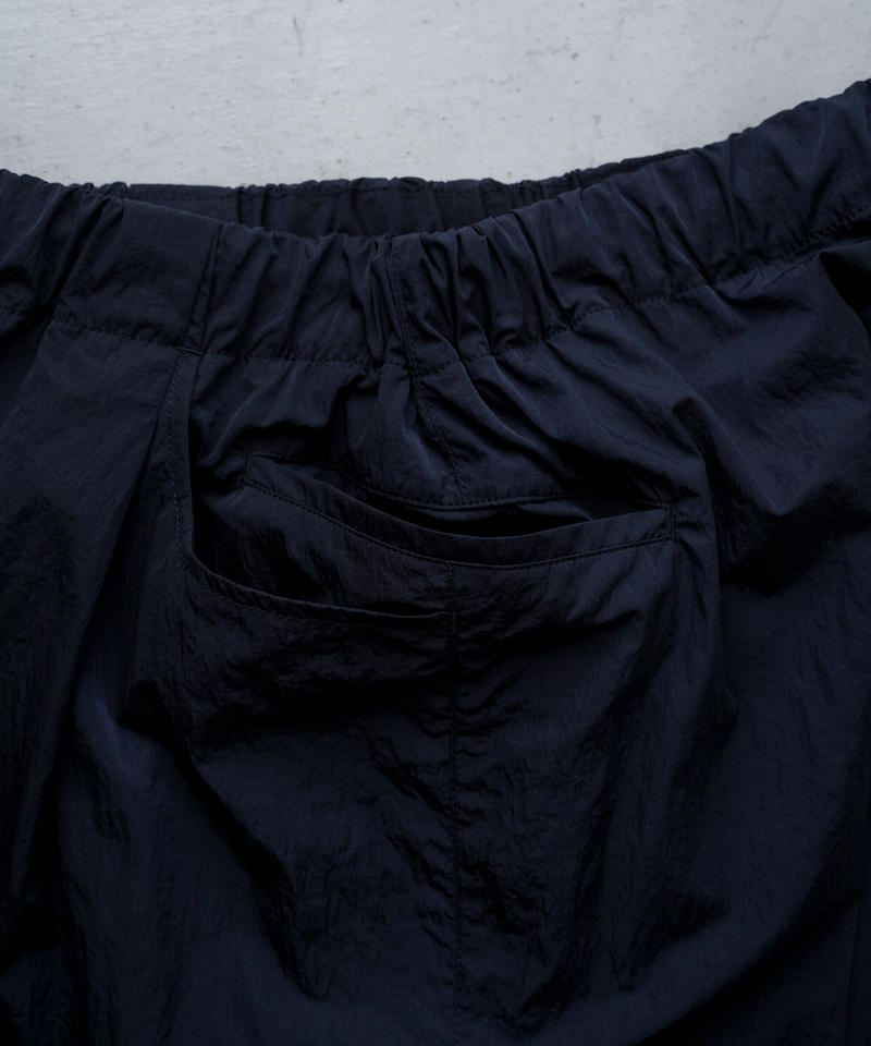 S.F.C TAPERED EASY PANTS - Navy | Waynt Store K... S.F.C TAPERED EASY PANTS - Navy | Waynt Store K...