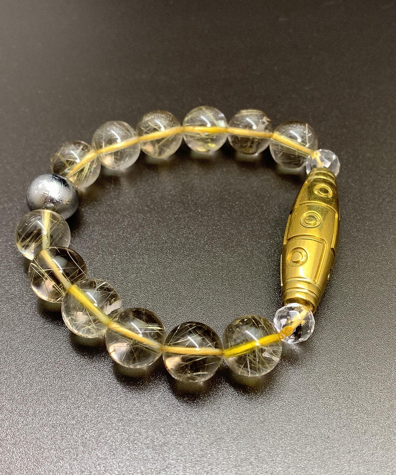 金運UP! 最強九眼天珠と宇宙からのギベオン隕石とゴールドルチルのブレスレット | うさぎ屋 金運UP! 最強九眼天珠と宇宙からのギベオン隕石とゴールドルチルのブレスレット | うさぎ屋