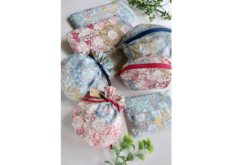 リバティキャンディ巾着 ガーデンパッチワーク ピンク Amanda Mandy