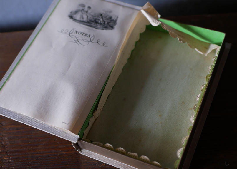 ドラジェ ボックス 古いお菓子の紙箱 フランスアンティーク Mamantique