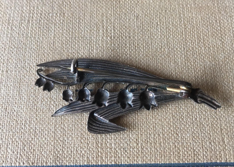 フランス アンティーク すずらん ブローチ Mamantique