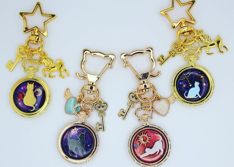 懐中時計タイプキーホルダー 宇宙猫 ４種 Aqua Mixt Shop