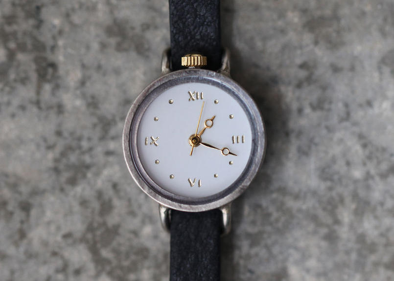 Alyssum Silver ローマ数字 Atelier Coin