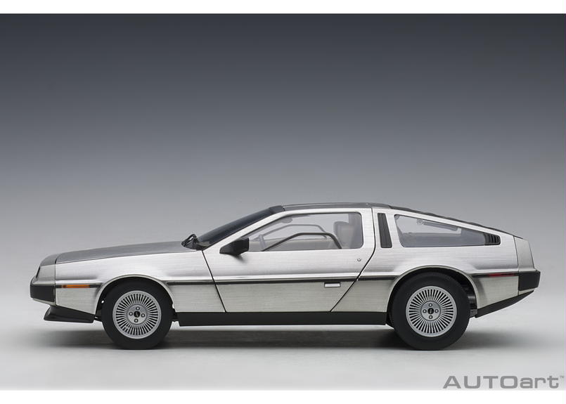 AUTOart 1/18 デロリアン DMC-12 (サテンシルバー) 79916 | AUT...