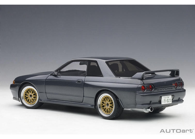 Autoart 1 18 日産 スカイライン Gt R R32 湾岸ミッドナイト 零奈