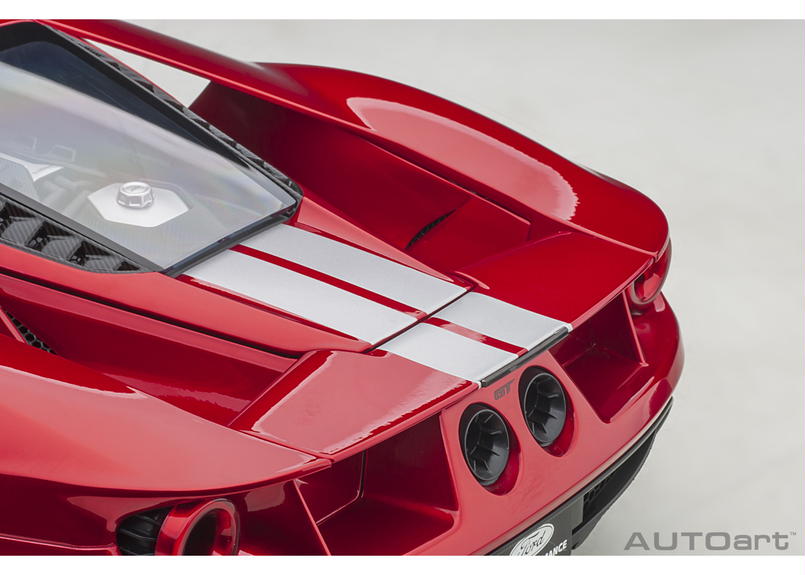 AUTOart 1/12 フォード GT 2017 (メタリック・レッド/シルバー・ストライプ... AUTOart 1/12 フォード GT 2017 (メタリック・レッド/シルバー・ストライプ...