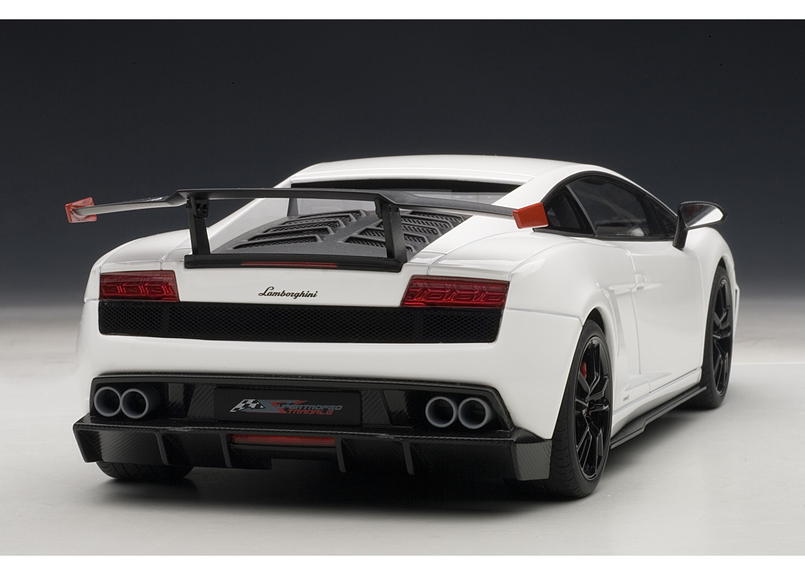 Autoart 1 18 ランボルギーニ ガヤルド Lp570 4 スーパートロフェオ ストラ