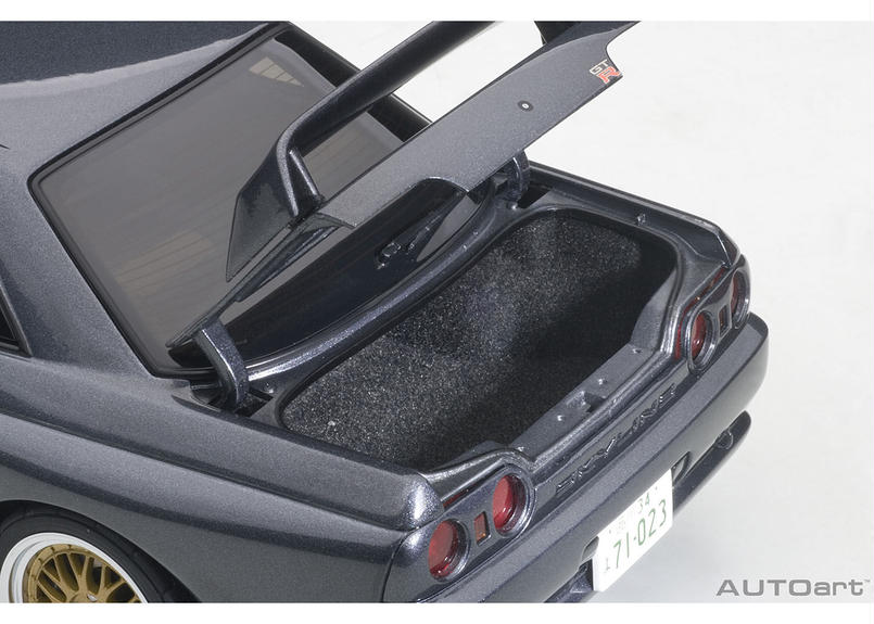 Autoart 1 18 日産 スカイライン Gt R R32 湾岸ミッドナイト 零奈