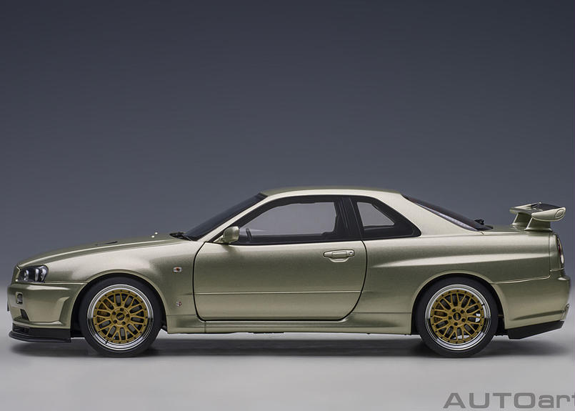AUTOart 1/18 日産 スカイライン GT-R (R34) Vスペック II ニュル AUTOart 1/18 日産 スカイライン GT-R (R34) Vスペック II ニュル