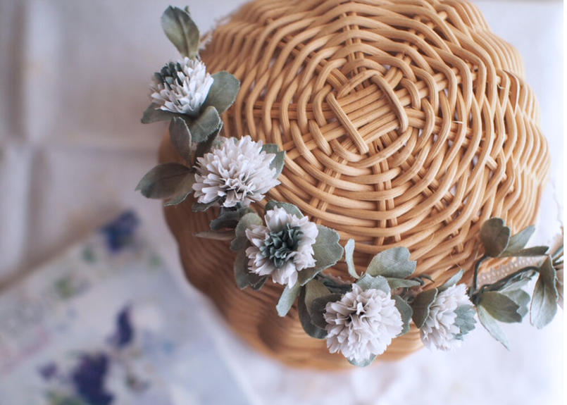 布染花 シロツメクサ ネックレス 花冠 Blossom