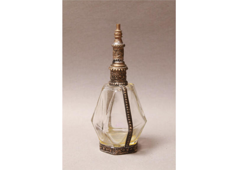 低価格で大人気の 香水瓶 2点 ワイト島 作家物 ビンテージ