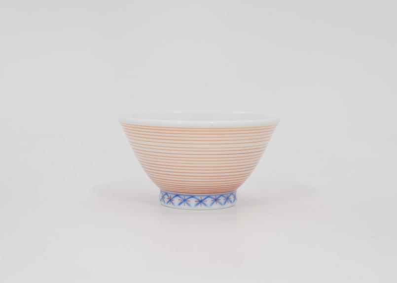 深川製磁【小染桜 蓋物、笹青磁 醤油差 特別揃】