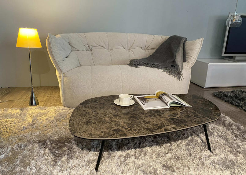 カリガリス コヌビア マジックジェー 伸長・昇降式テーブル ！引き取り