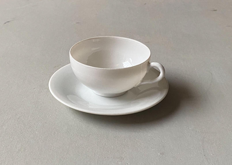 C030 卵殻手カップアンドソーサー 100cc 11月末発送予定 最終入荷 Kit