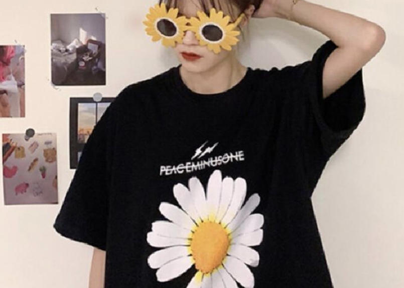 韓国 プリントtシャツ D S House