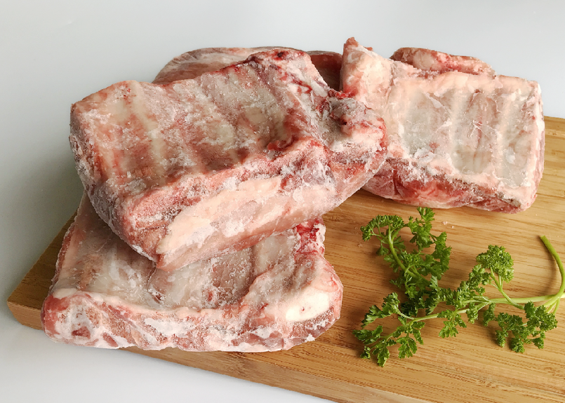 スペアリブ 2kg 約500 4枚 ジューシーな旨味たっぷりの骨付き豚バラ肉 冷凍ストックし スペアリブ 2kg 約500 4枚 ジューシーな旨味たっぷりの骨付き豚バラ肉 冷凍ストックし