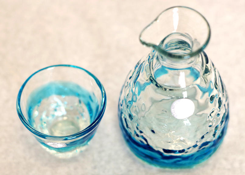 週末限定お値下げ中】琉球泡盛 古酒 琉球ガラス 徳利 お猪口セット