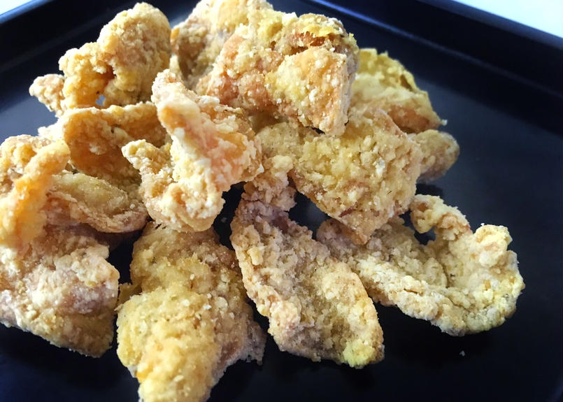 送料無料 唐揚げ パリパリ鶏皮揚げ500g 500ｇ 8袋 2合 冷凍 業務用 揚げ物 か
