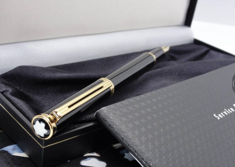 モンブラン☆未使用に近いオブリュージユNo15130金装飾美しいペン先