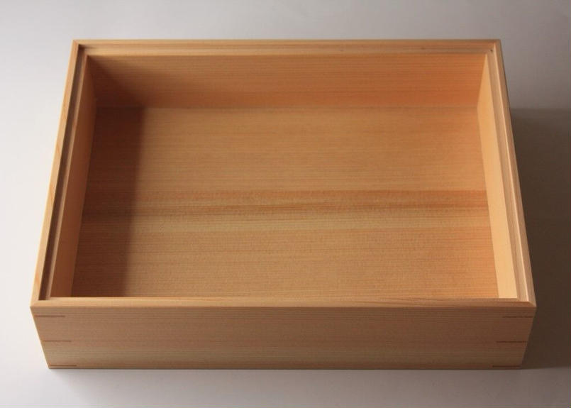 受注生産】「kumu」 組子文箱(小) 意匠:弁天亀甲 | 指勘建具工芸 受注生産】「kumu」 組子文箱(小) 意匠:弁天亀甲 | 指勘建具工芸