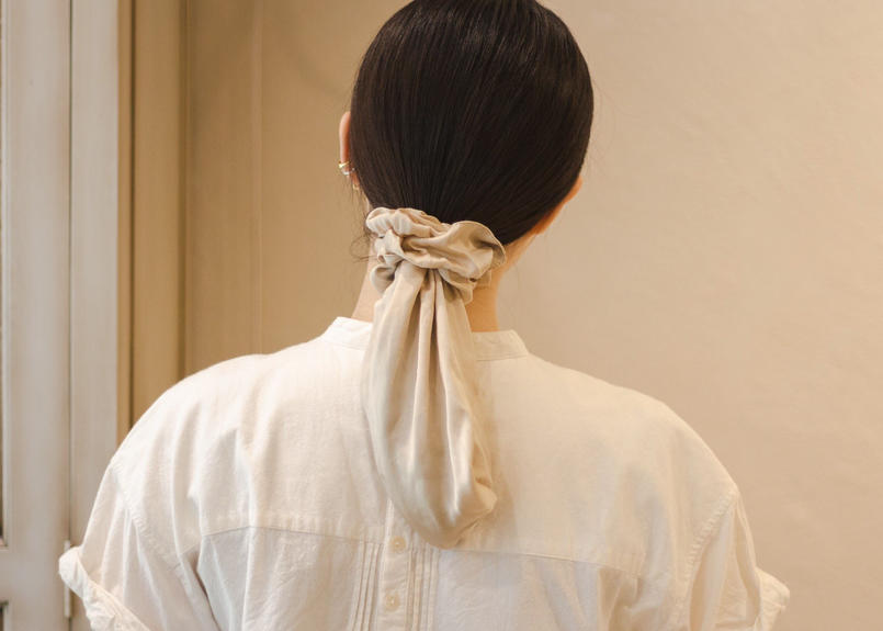 美髪シュシュ ベージュ Tsumugu Store